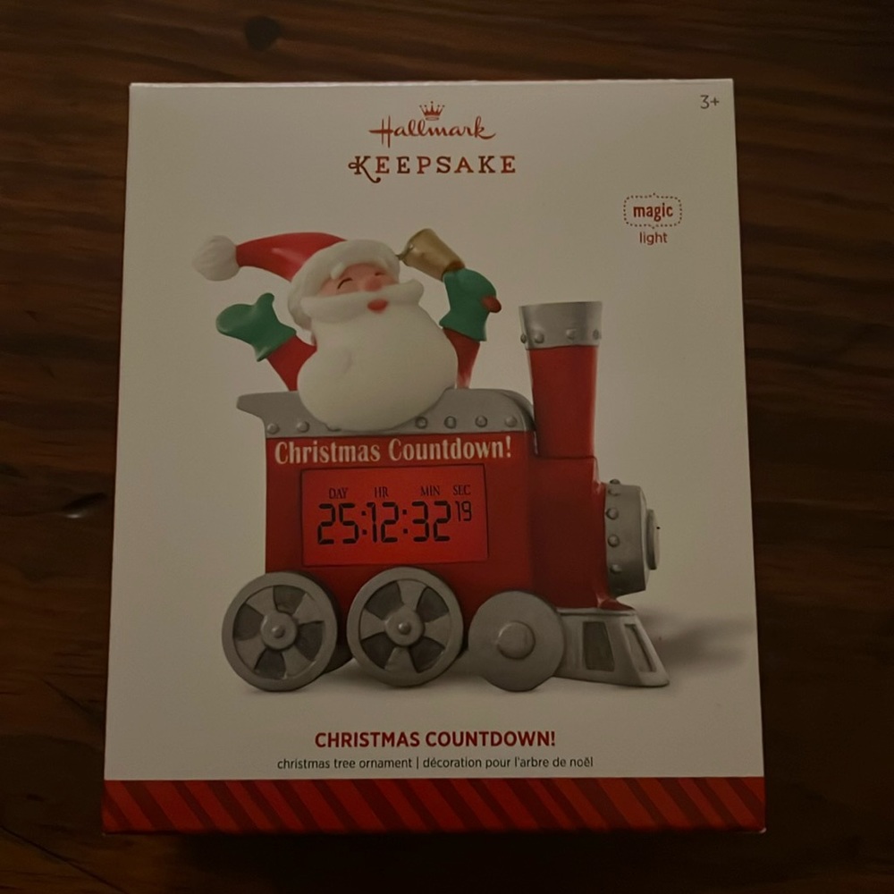 Hallmark keepsake Christmas countdown